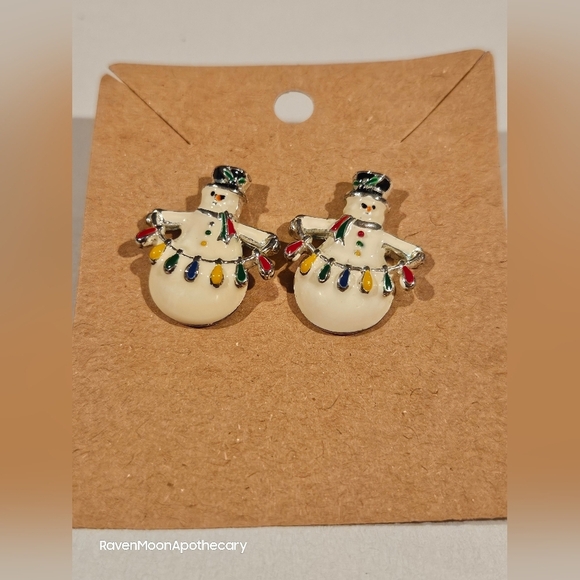 Snowman Earrings - Picture 1 of 2